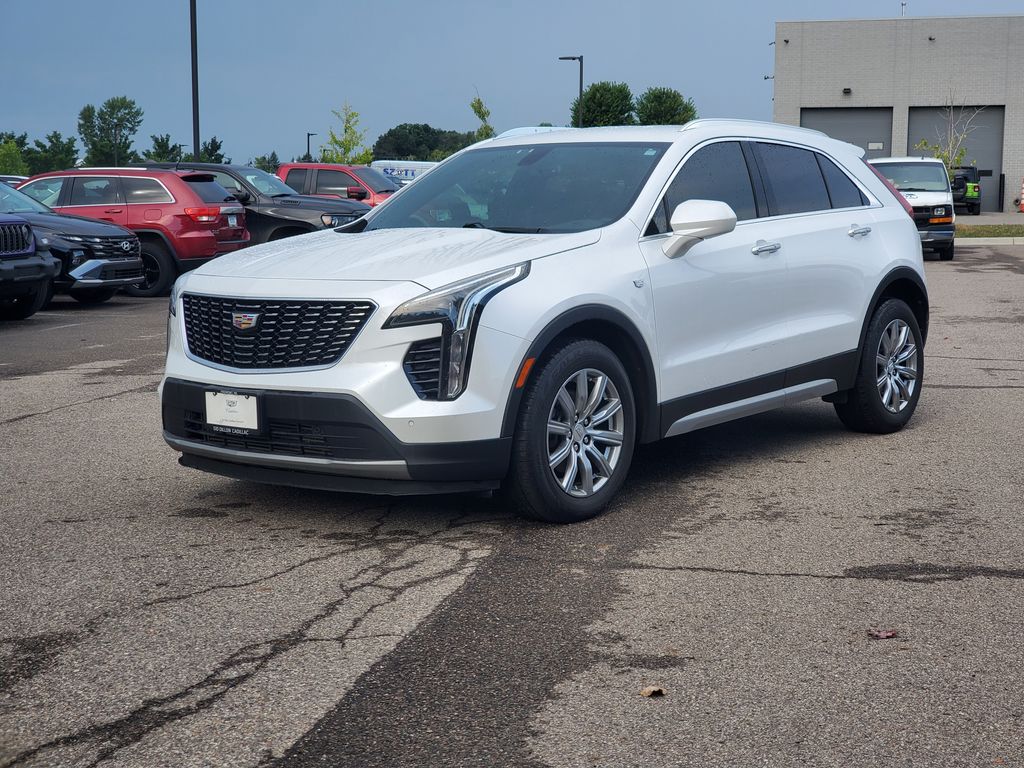 Used 2019 Cadillac XT4 Premium Luxury with VIN 1GYFZDR43KF182719 for sale in New Hudson, MI