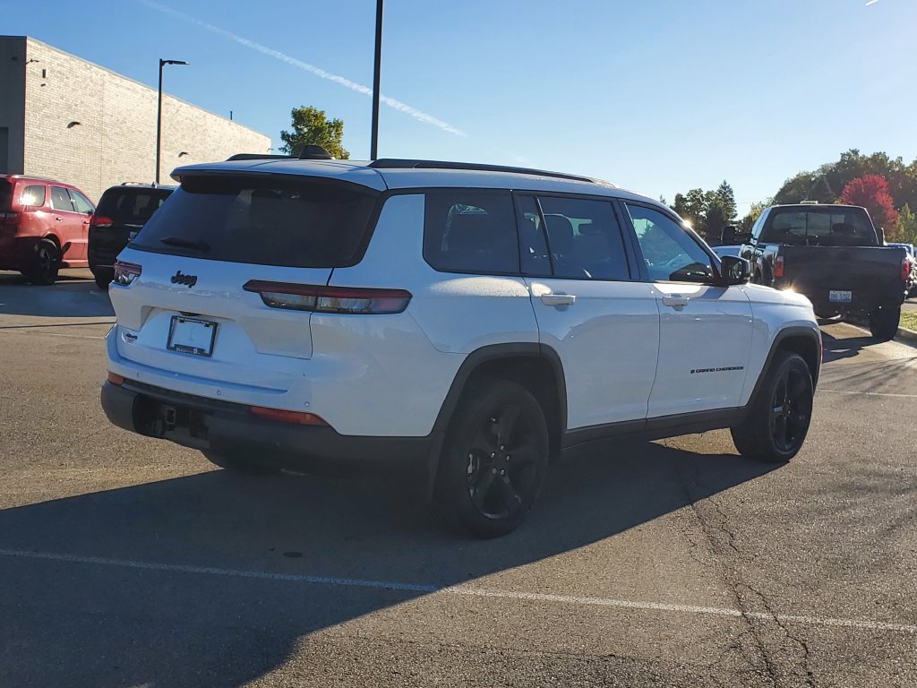 Used 2023 Jeep Grand Cherokee L Altitude SUV