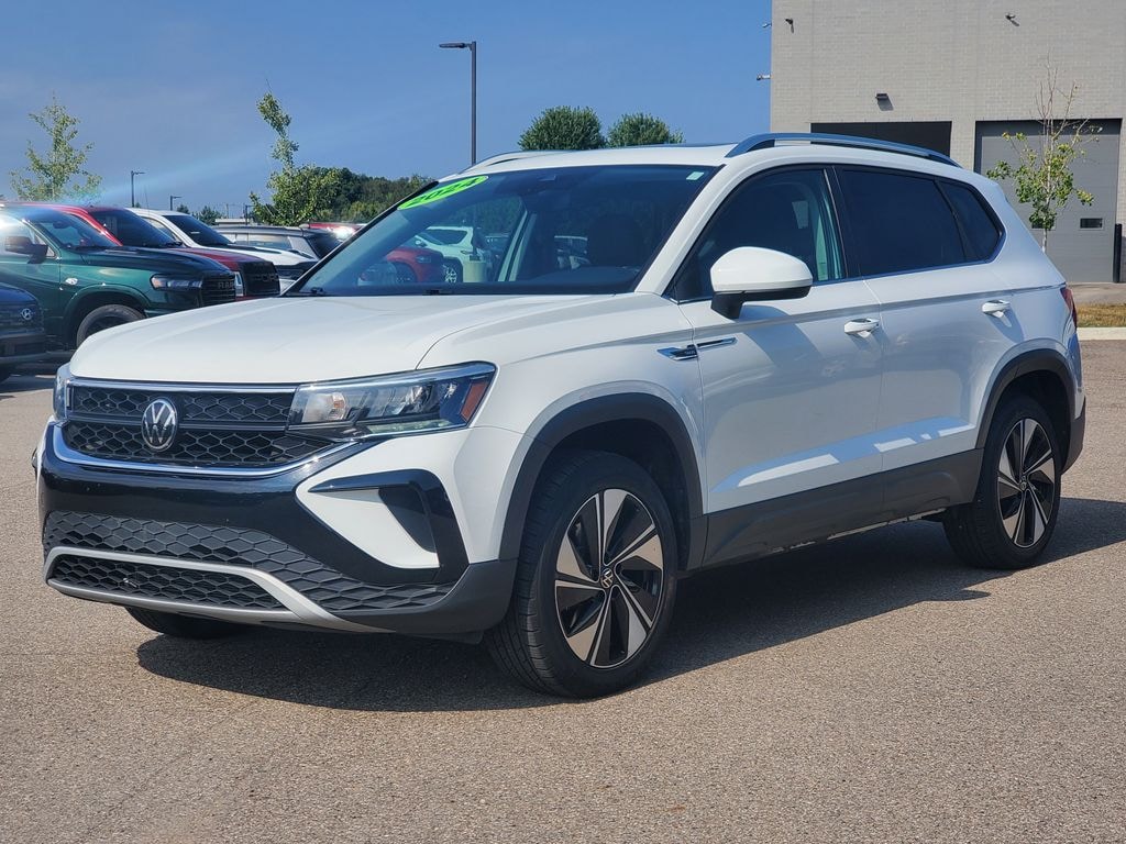 Used 2024 Volkswagen Taos 1.5T SE SUV
