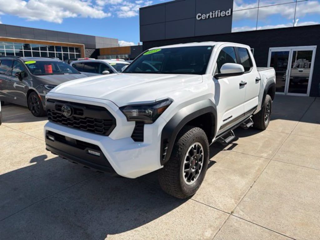 Used 2025 Toyota Tacoma TRD Off-Road Truck Double Cab