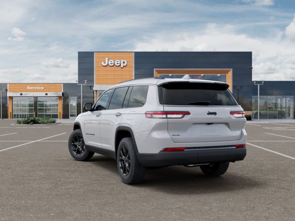 New 2026 Jeep Grand Cherokee L Altitude Sport Utility