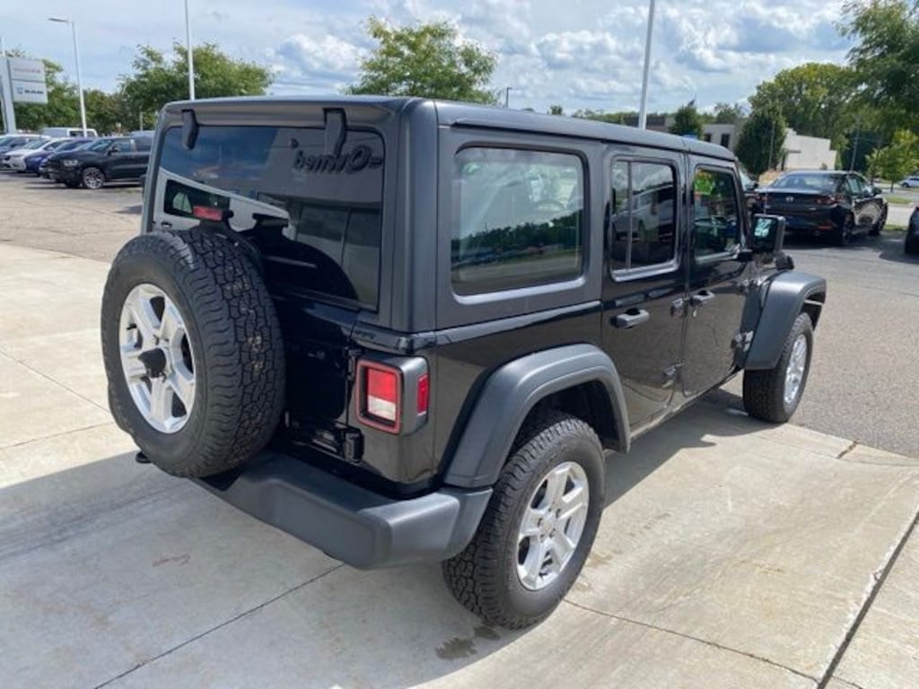 Used 2020 Jeep Wrangler SUV