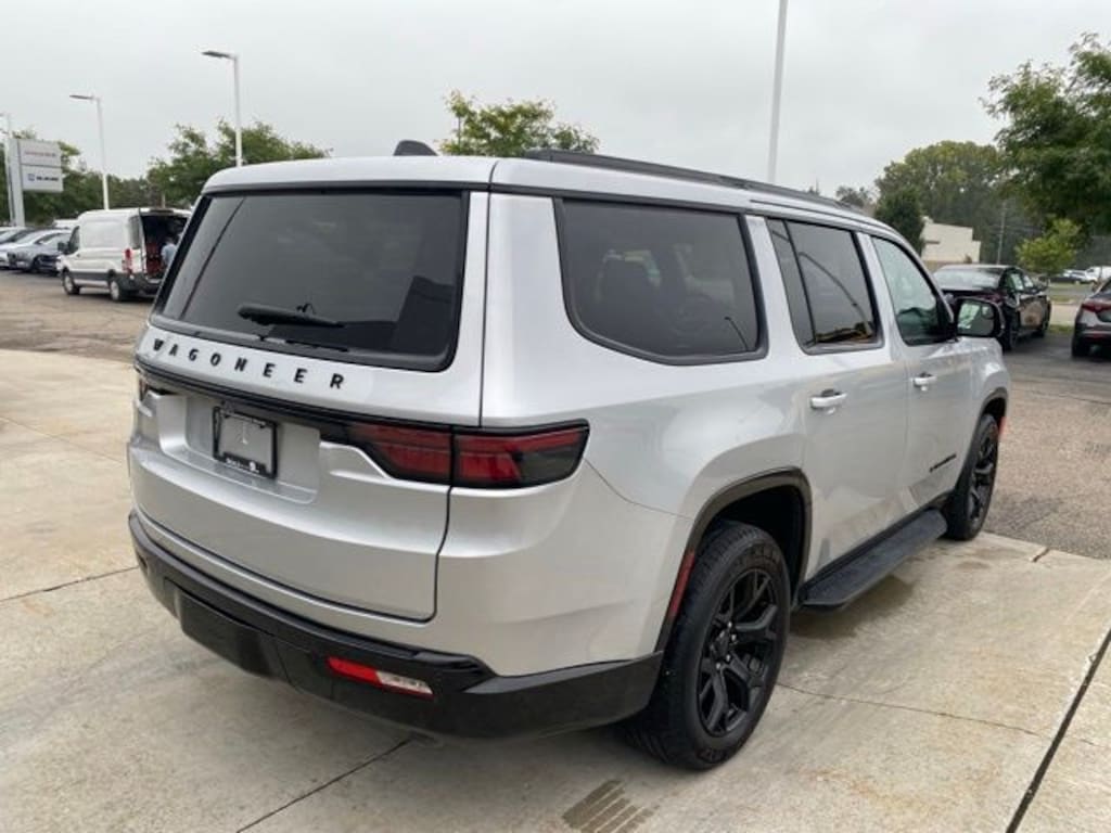 Used 2025 Jeep Wagoneer SUV