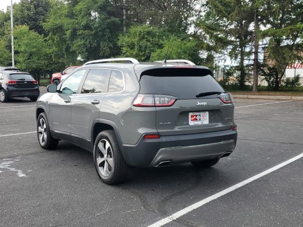 Used 2021 Jeep Cherokee Limited SUV