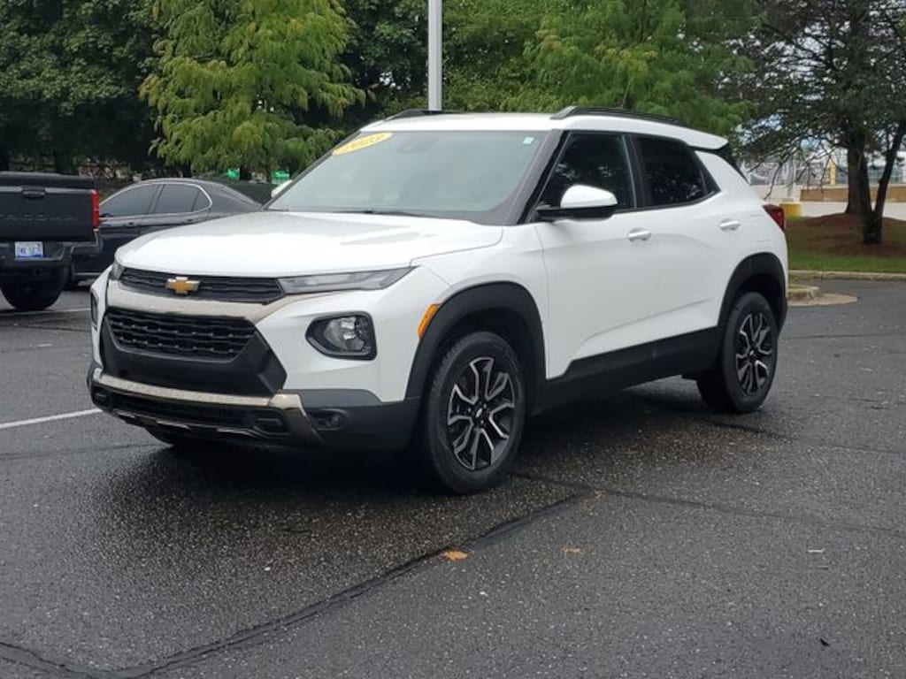 Used 2023 Chevrolet Trailblazer Activ SUV