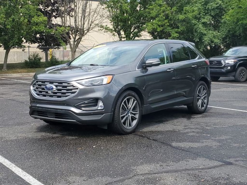 Used 2019 Ford Edge Titanium SUV