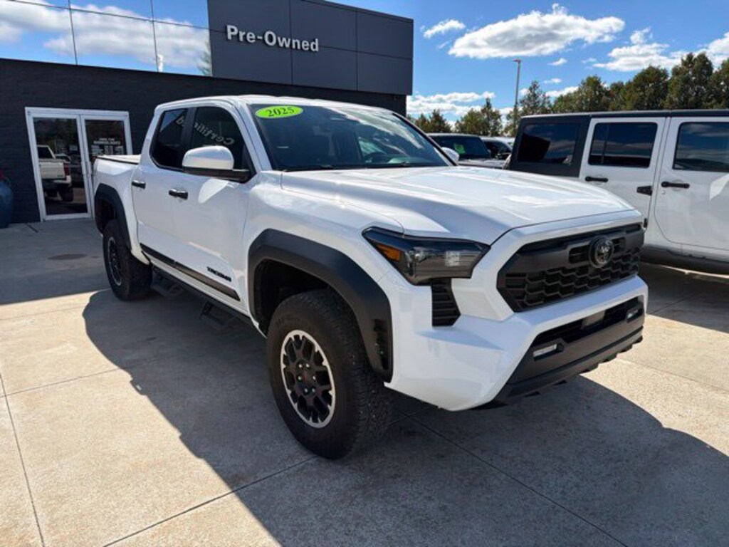 Used 2025 Toyota Tacoma TRD Off Road Truck Double Cab