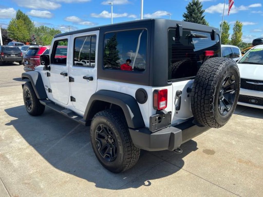 Used 2015 Jeep Wrangler Unlimited Sport SUV