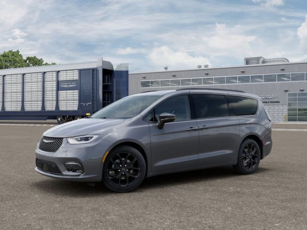 New 2025 Chrysler Pacifica Limited Minivan/Van