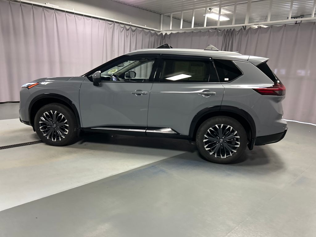 Used 2024 Nissan Rogue Platinum SUV