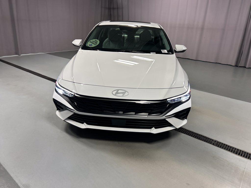New 2026 Hyundai Elantra Limited Sedan