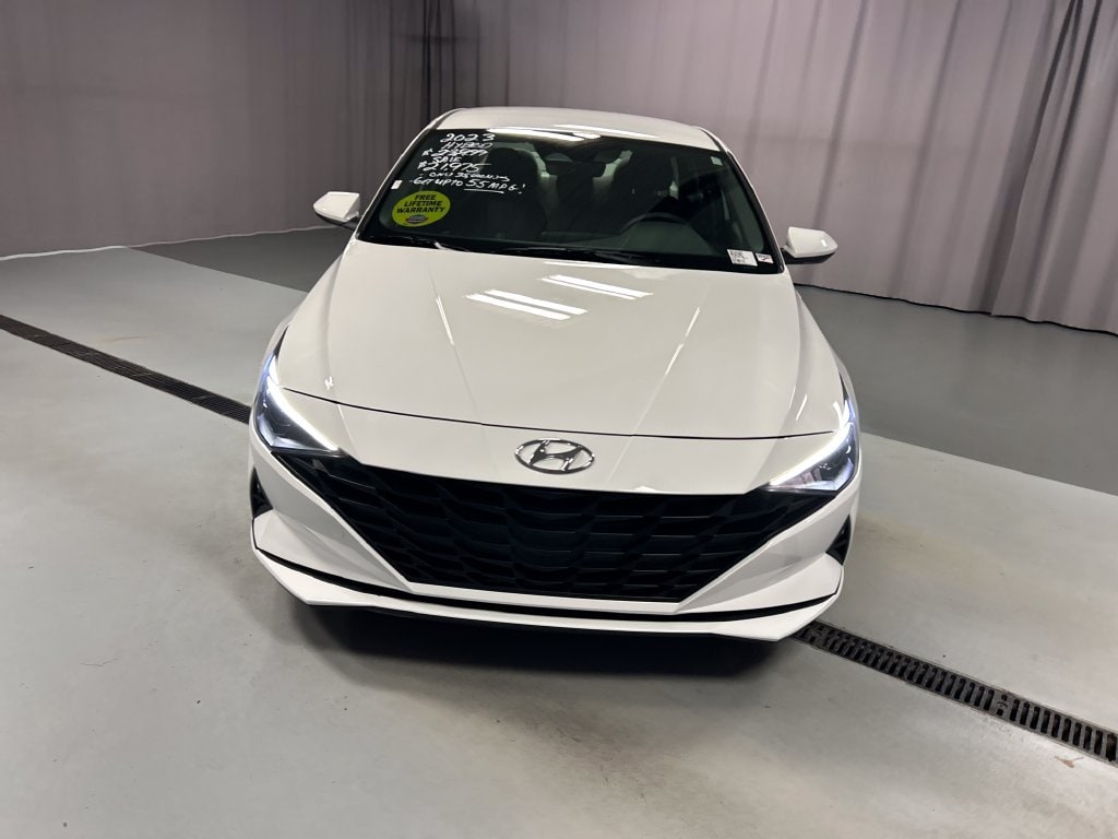 Used 2023 Hyundai Elantra Hybrid Blue Sedan
