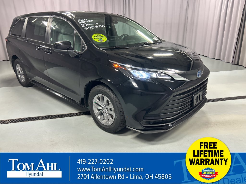 2025 Toyota Sienna