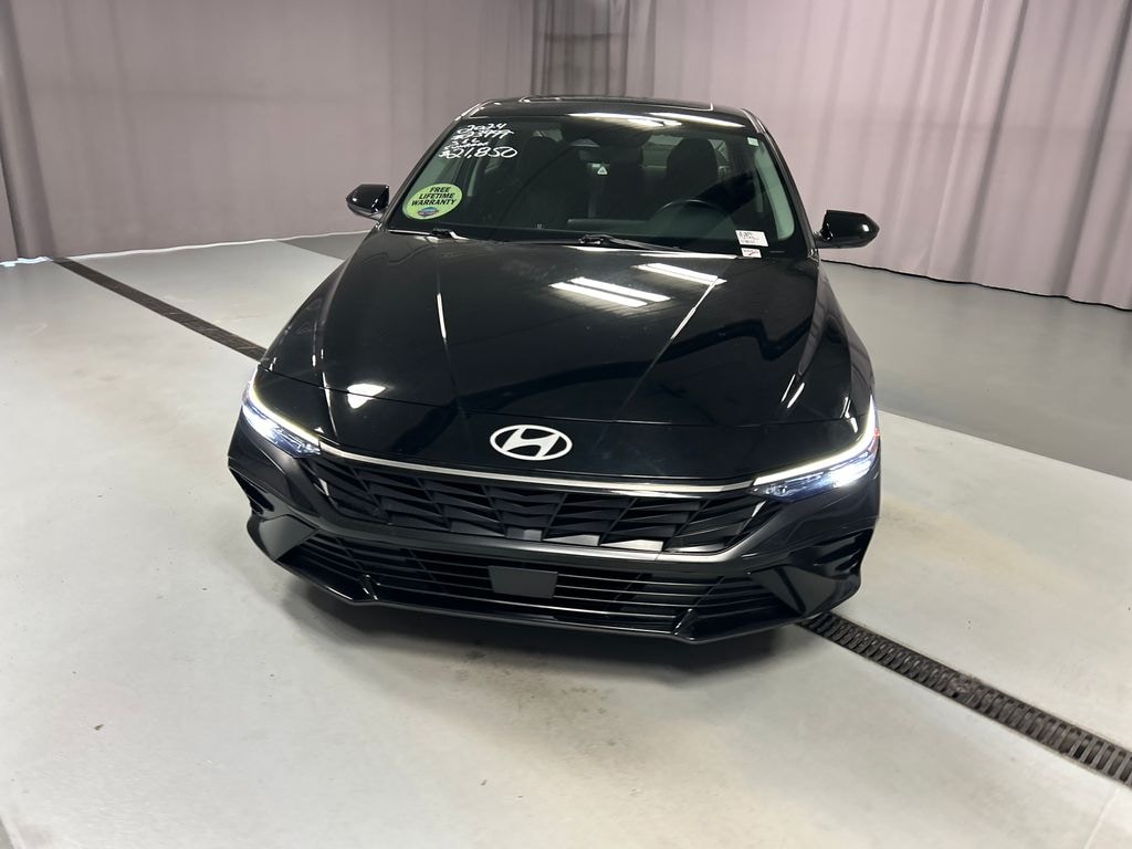 Used 2024 Hyundai Elantra SEL Sedan