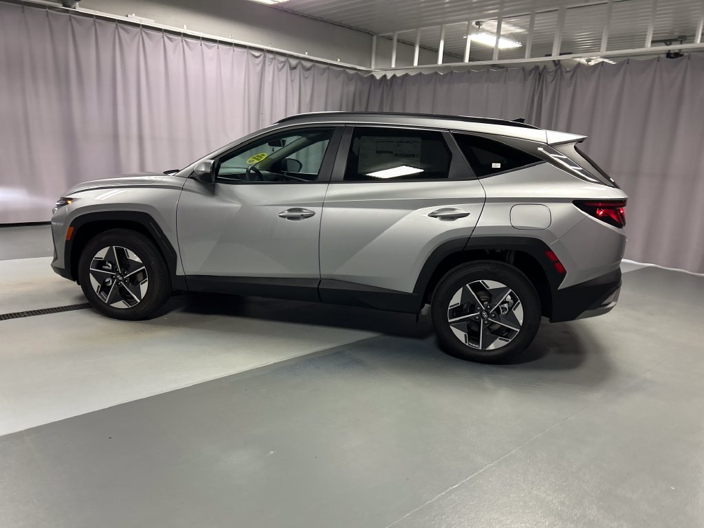 New 2026 Hyundai Tucson Hybrid SEL SUV