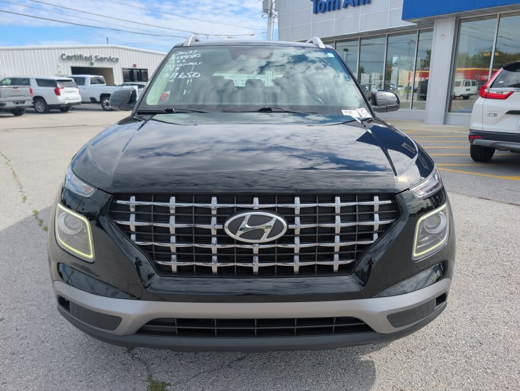 Used 2021 Hyundai Venue SUV