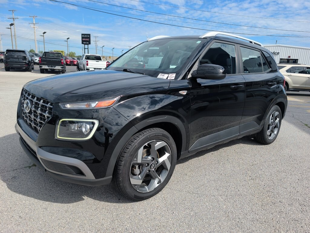 Used 2021 Hyundai Venue SUV