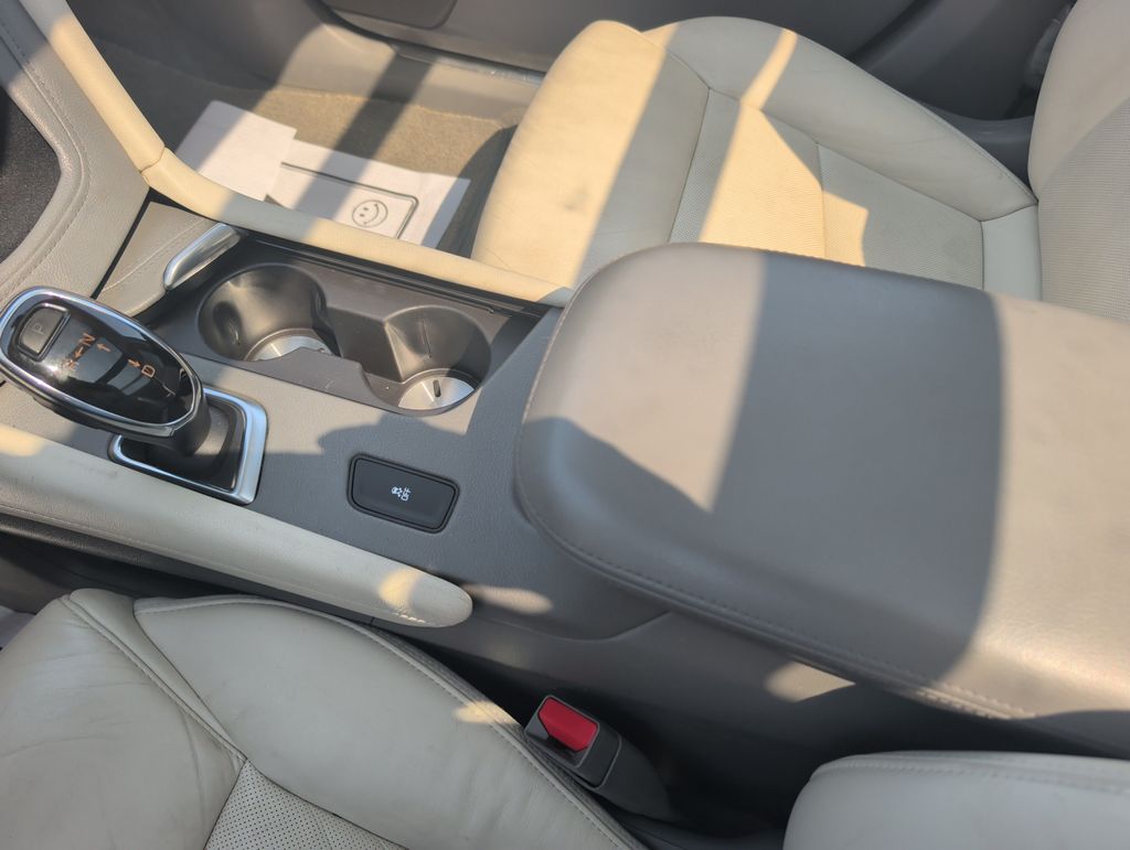 2018 Cadillac XT5 Luxury - Photo 17