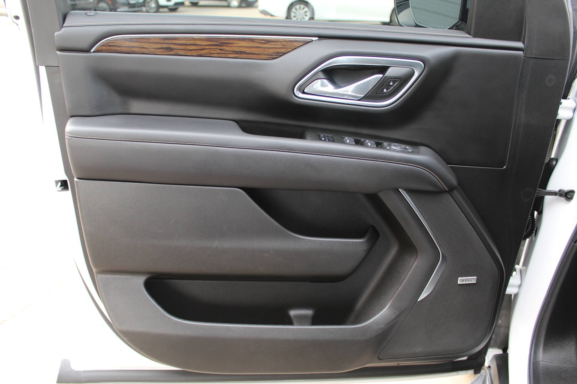 2023 Chevrolet Suburban Premier - Photo 40