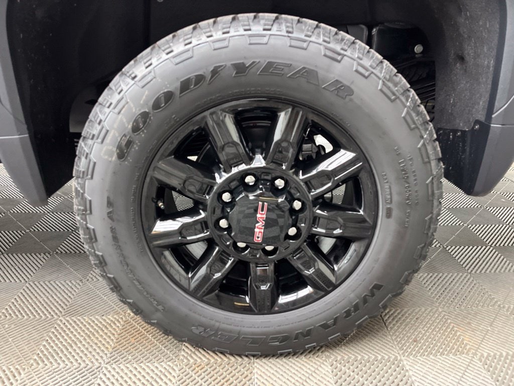 New 2026 GMC Sierra 2500 HD AT4 Truck