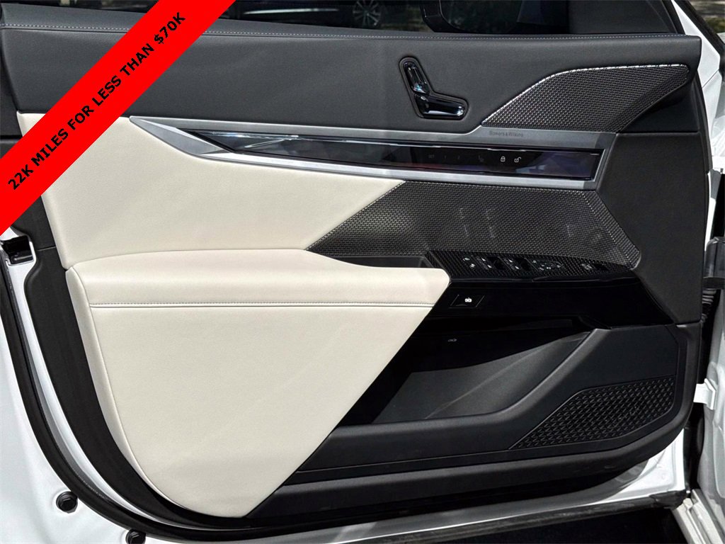 2023 BMW i7 Base - Photo 17