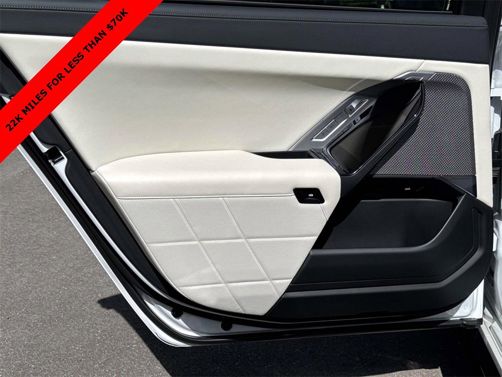 2023 BMW i7 Base - Photo 12