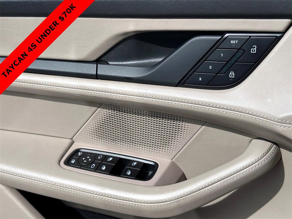 2022 Porsche Taycan S - Photo 21