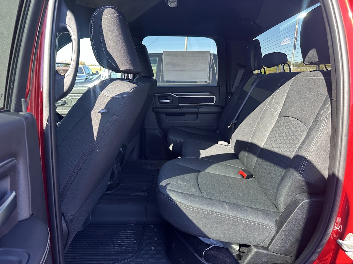 2026 RAM 2500 Big Horn - Photo 8