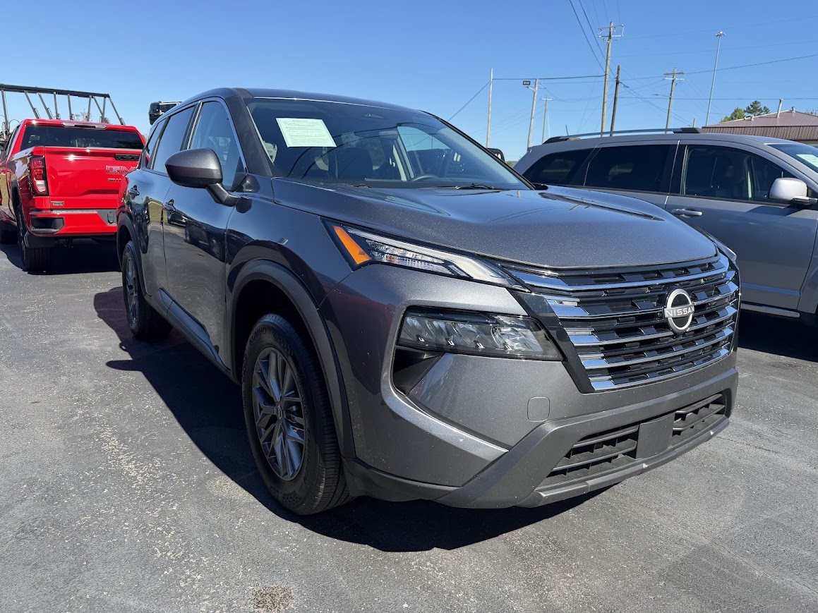 Used 2026 Nissan Rogue SV SUV