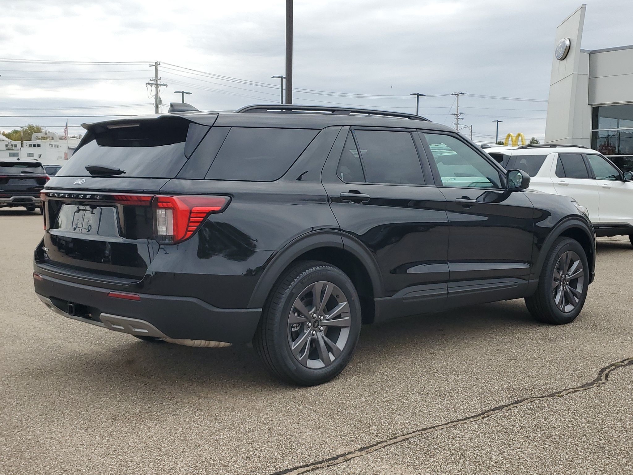 New 2027 Ford Explorer Active Wagon