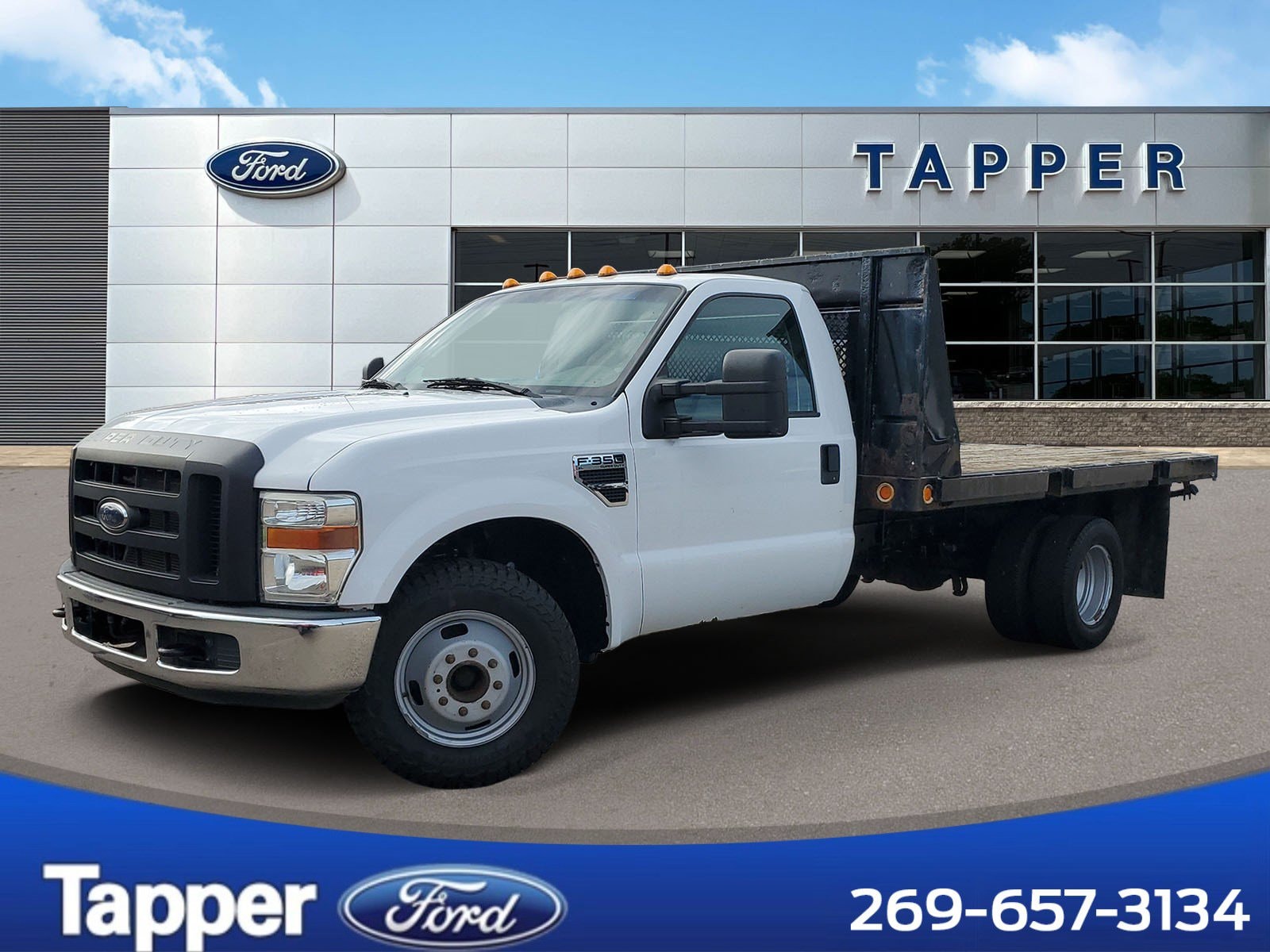 2009 Ford F-350 Super Duty Chassis Cab XL