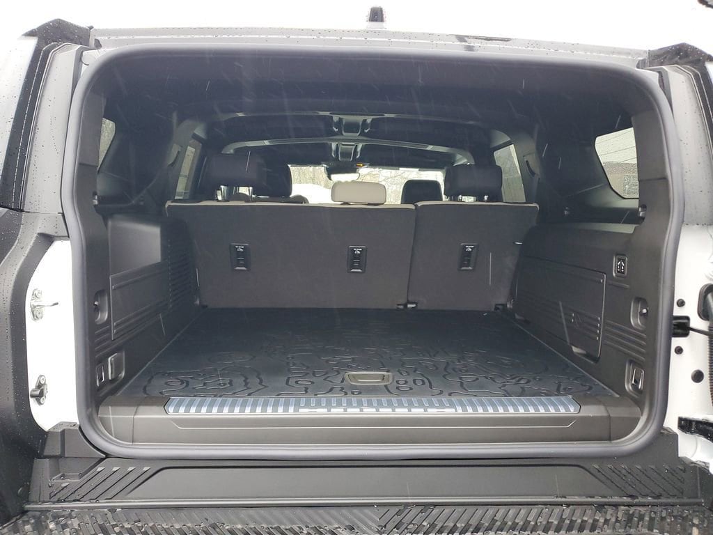 2026 GMC HUMMER EV 2X - Photo 8
