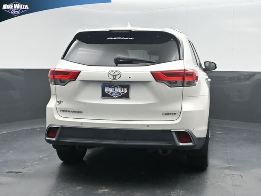 Certified 2019 Toyota Highlander Limited Platinum SUV
