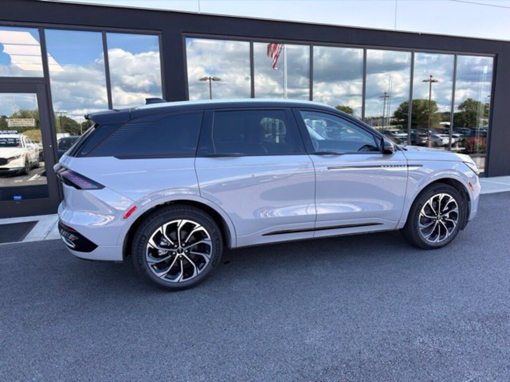 New 2026 Lincoln Nautilus Reserve SUV