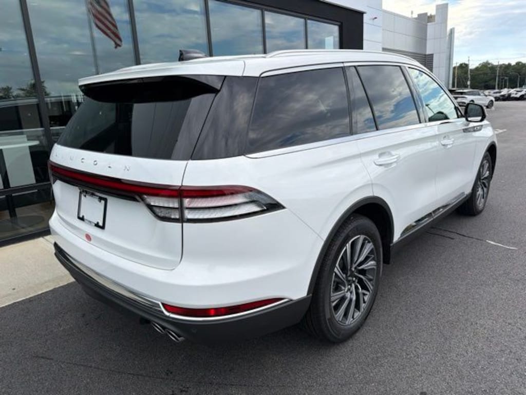 New 2026 Lincoln Aviator Premiere SUV