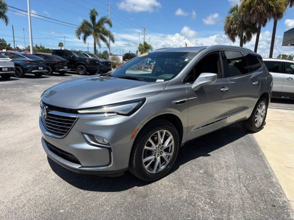 Used 2023 Buick Enclave Essence SUV