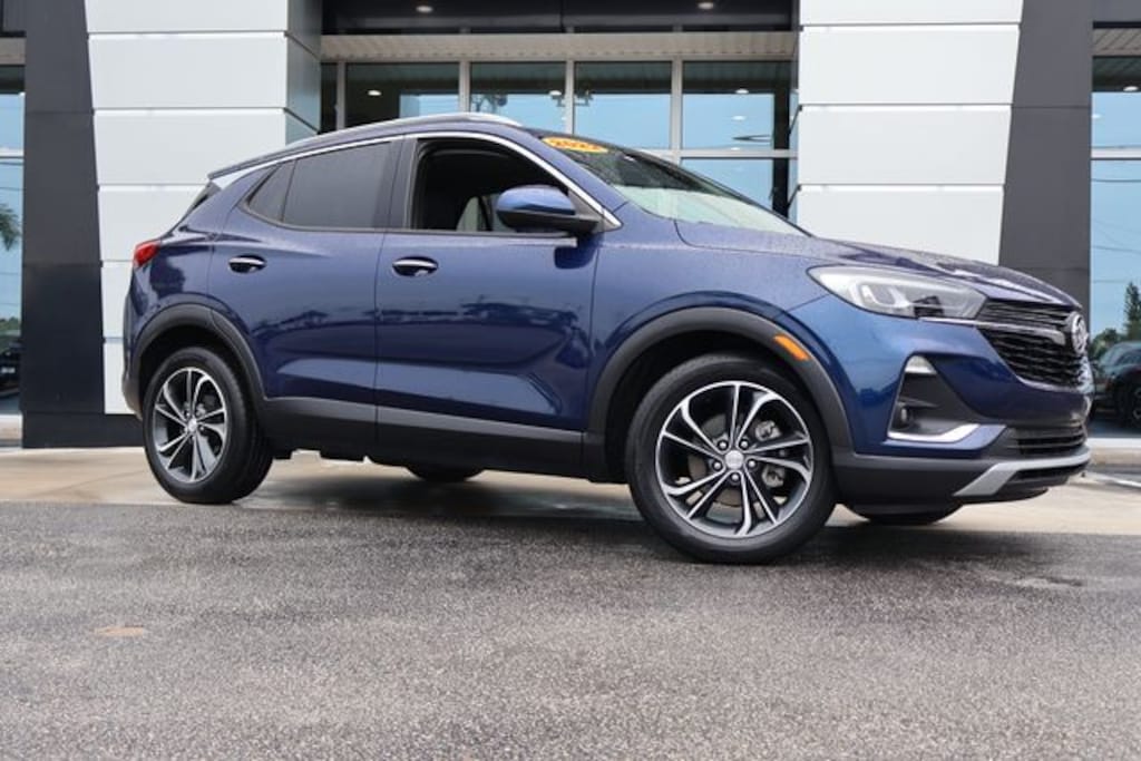 Used 2022 Buick Encore GX Essence SUV