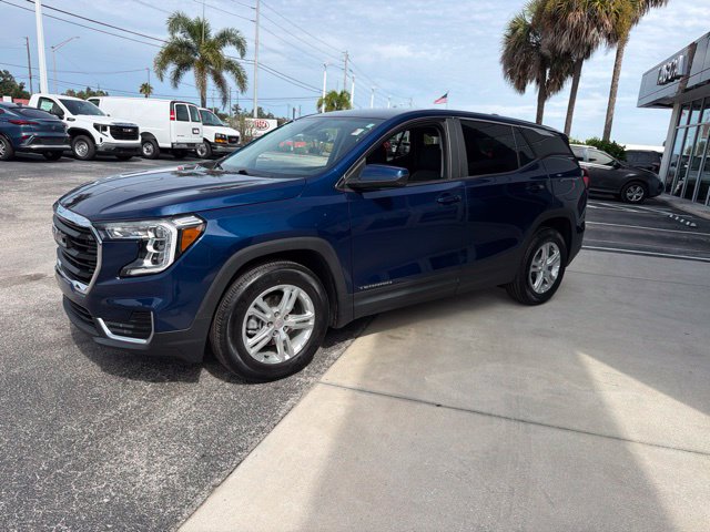 Used 2022 GMC Terrain SLE SUV