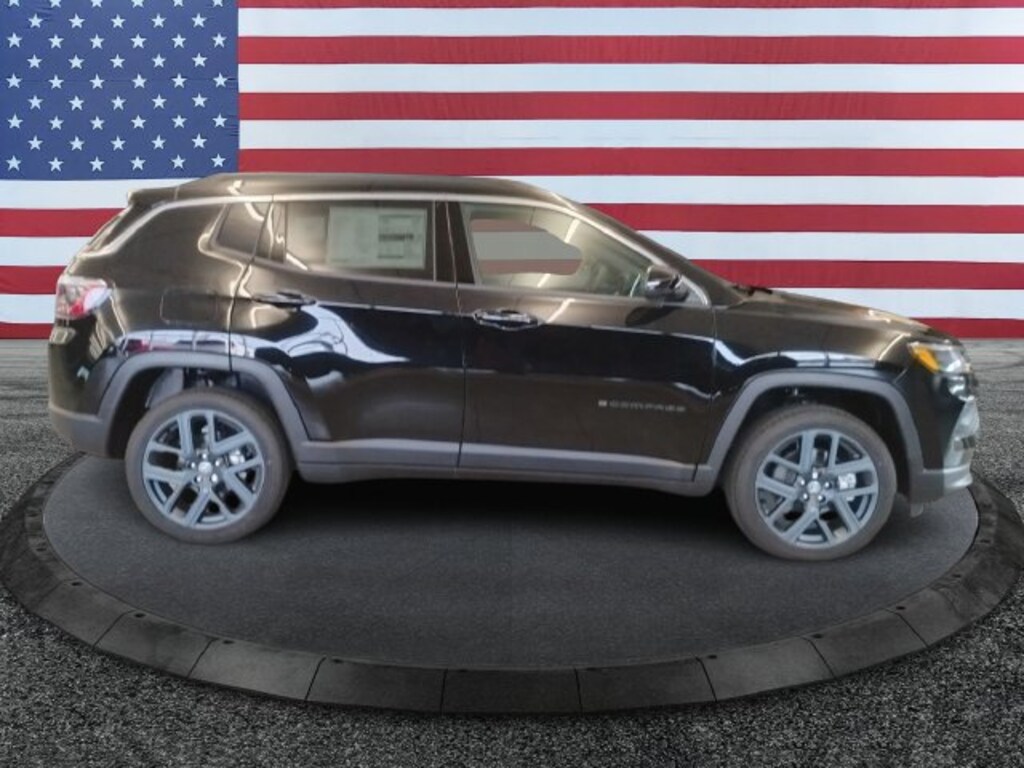New 2026 Jeep Compass Latitude Sport Utility