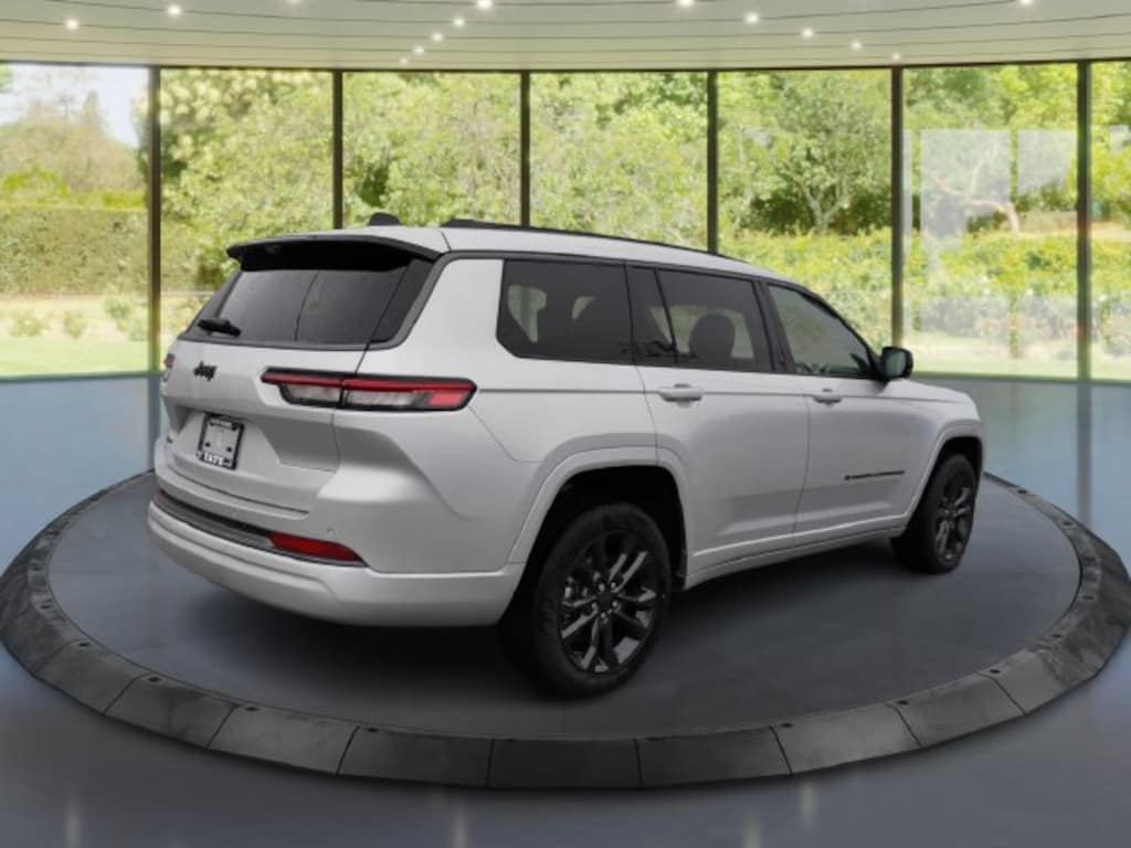 New 2026 Jeep Grand Cherokee L Limited Reserve Sport Utility