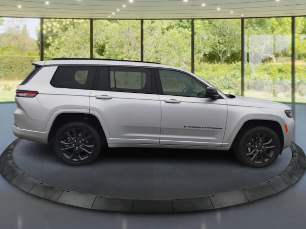 New 2026 Jeep Grand Cherokee L Limited Reserve Sport Utility