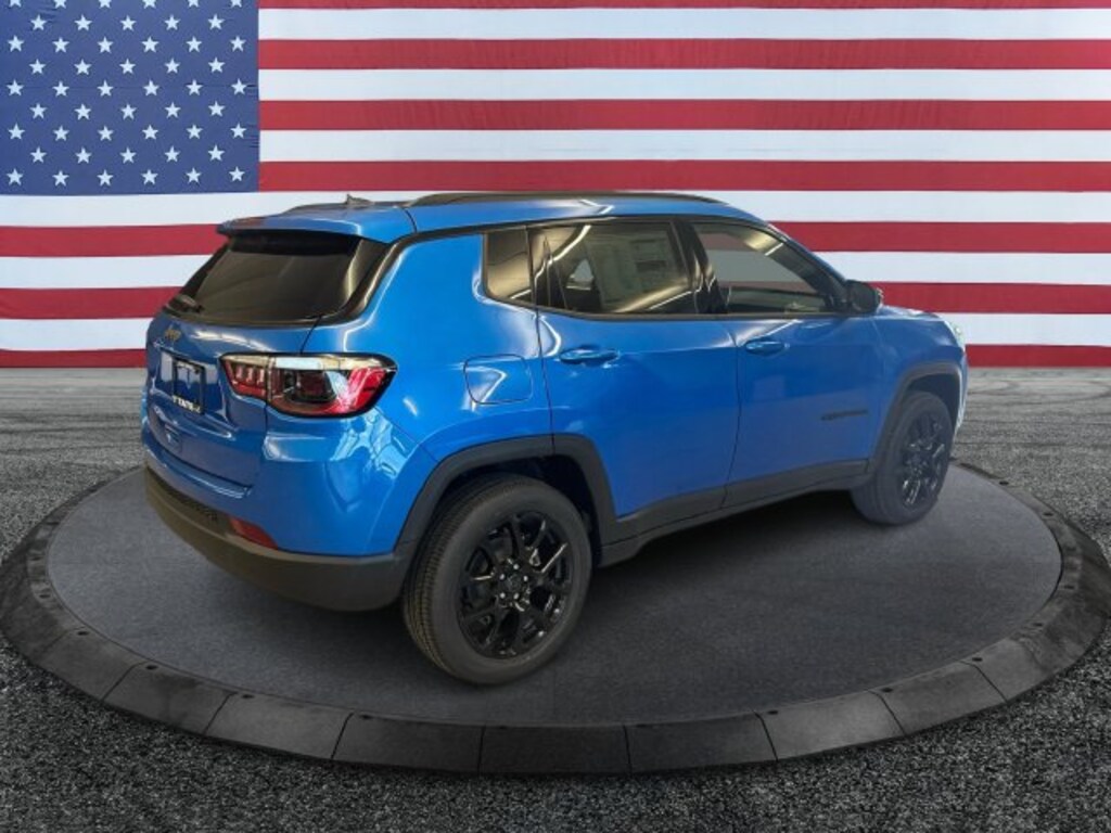 New 2026 Jeep Compass Latitude Sport Utility