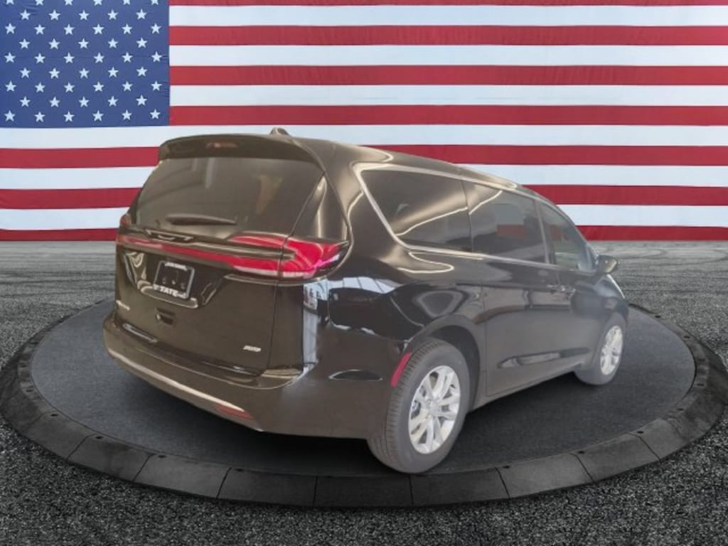 New 2027 Chrysler Pacifica Select Passenger Van