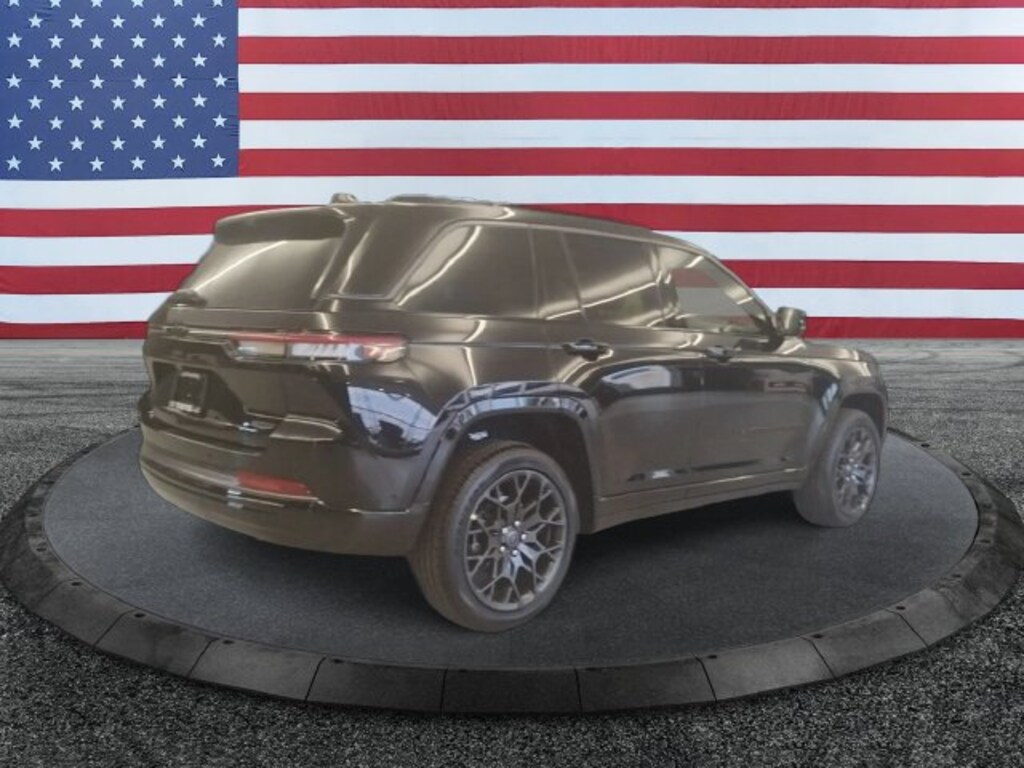 New 2027 Jeep Grand Cherokee Summit Sport Utility