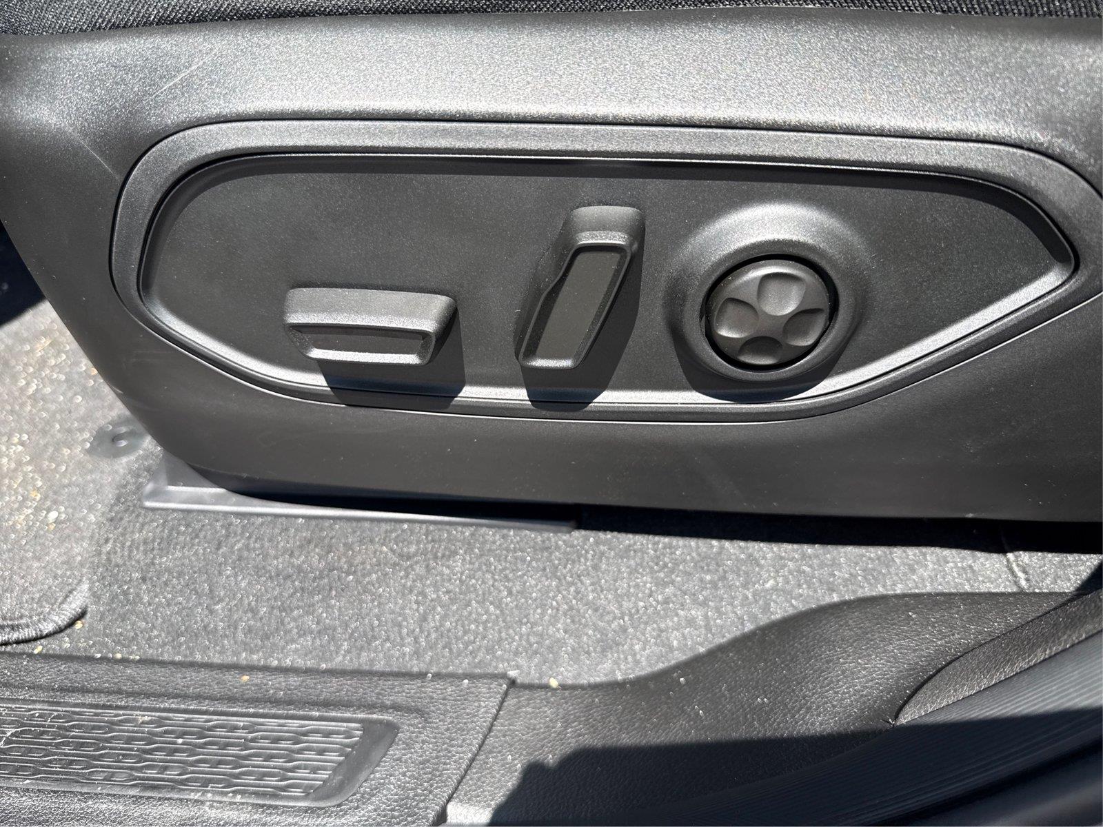 2025 Jeep Grand Cherokee Limited - Photo 17