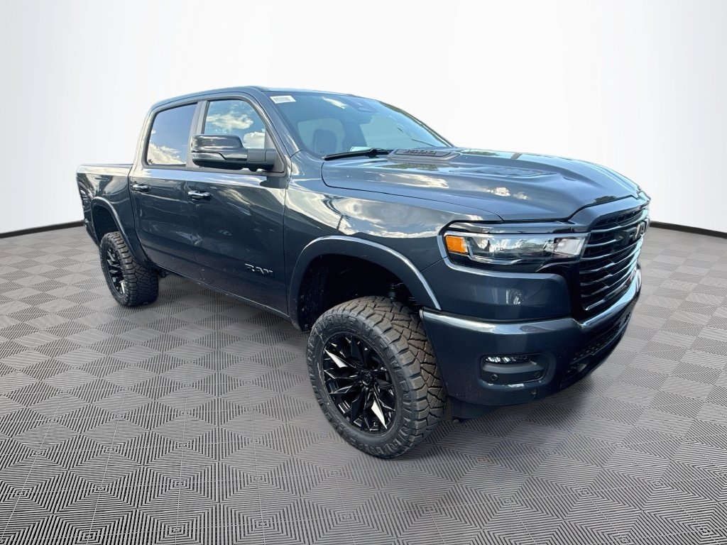 New 2026 Ram 1500 LARAMIE CREW CAB 4X4 5'7 BOX Pickup