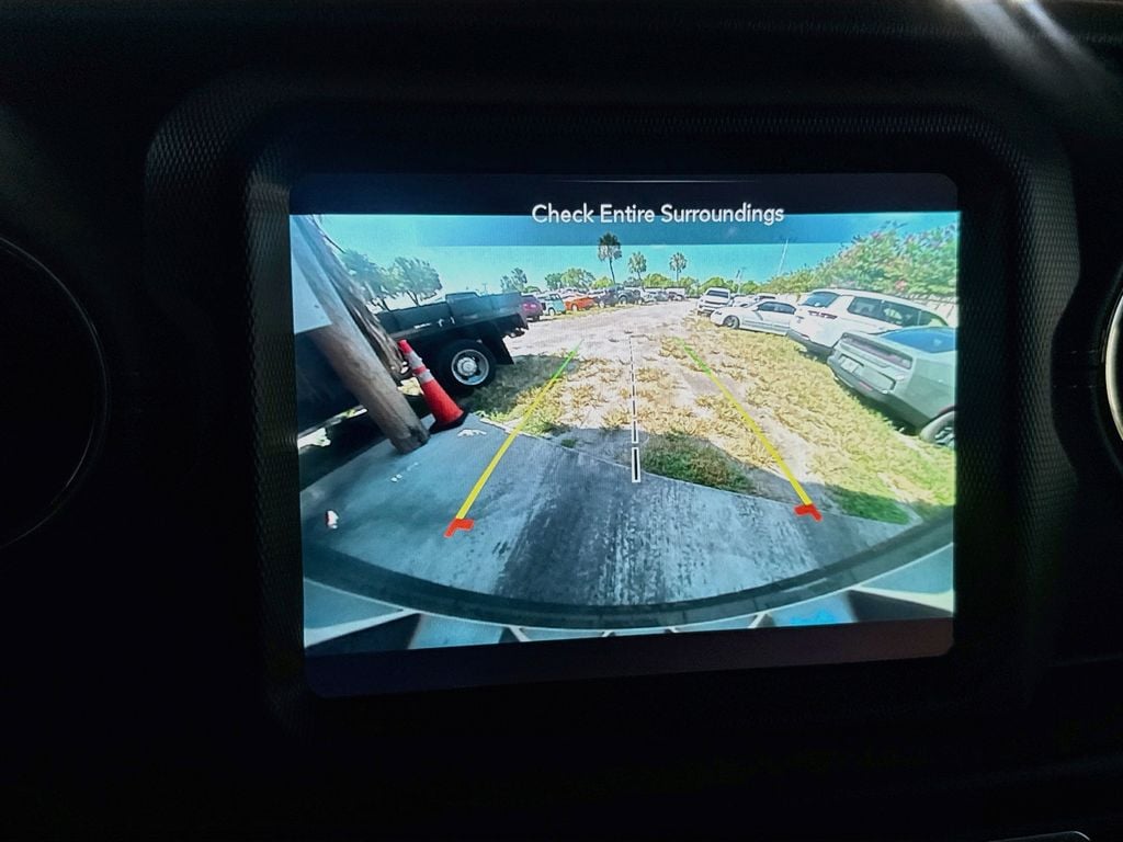2022 Jeep Wrangler Unlimited High Altitude 4XE - Photo 15