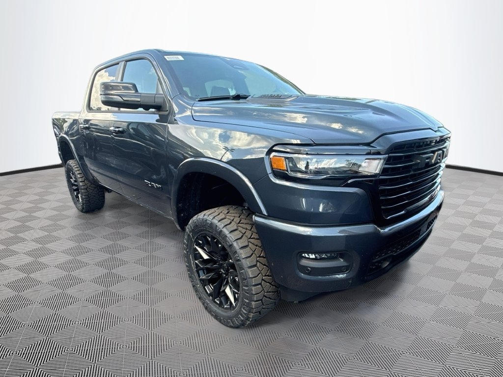 New 2026 Ram 1500 LARAMIE CREW CAB 4X4 5'7 BOX Pickup