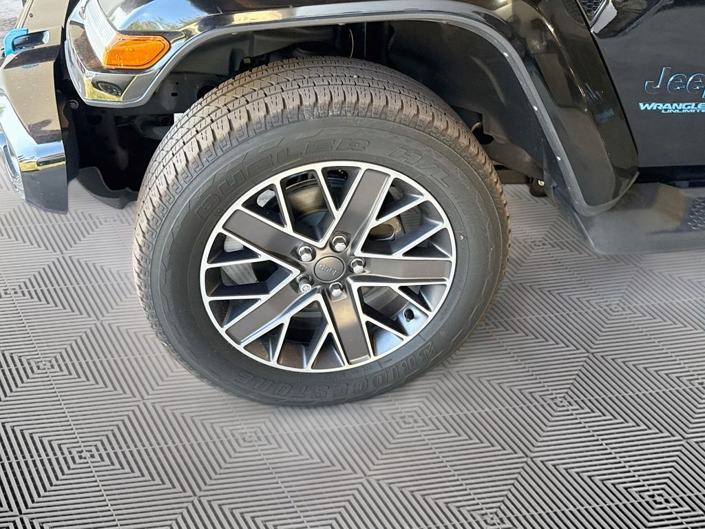 2022 Jeep Wrangler Unlimited High Altitude 4XE - Photo 31