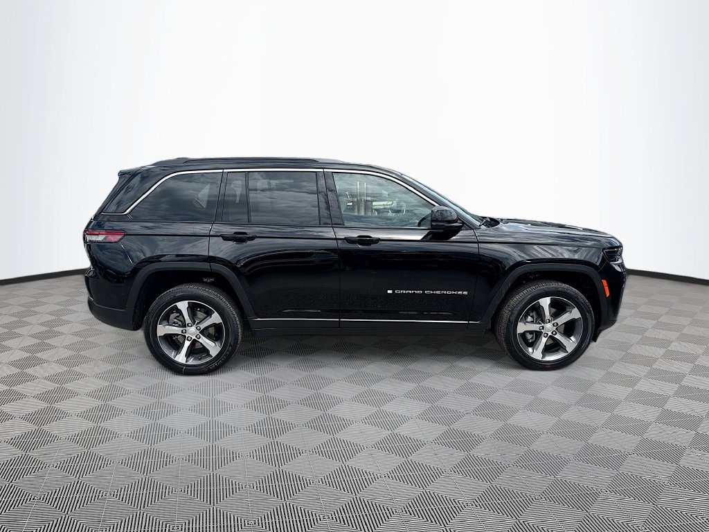 New 2026 Jeep Grand Cherokee LIMITED 4X2 Sport Utility